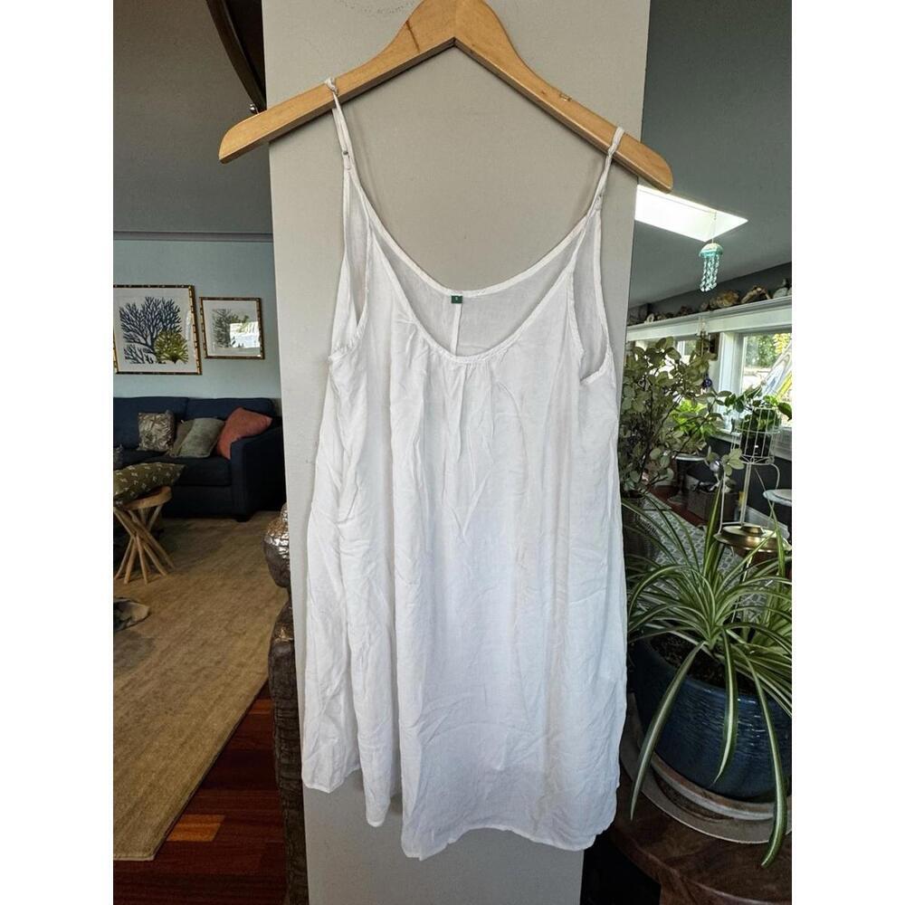 Farm Rio White sleeveless flowy tank Small‎ Club Date Night Flirty girl
